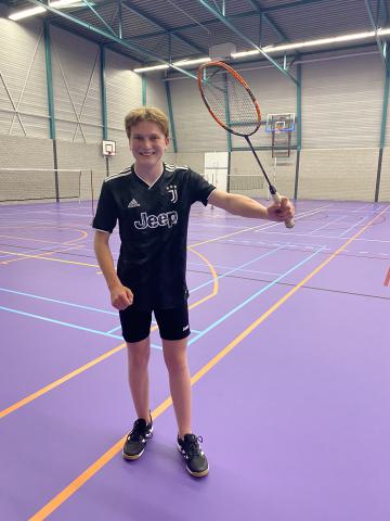 Badminton is een geweldige sport voor jong en oud. Kom jij ook proberen ? 