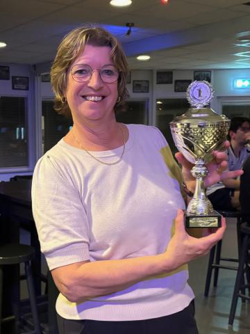 Ingrid Bergé is wederom de sterkste dame tijdens de “Clubkampioenschappen Single 2026” bij de senioren van Badminton Club Lieshout