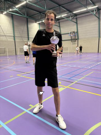 Charles Grips is ook via de inloopdagen ingestroomd en heeft onlangs en wist op het onlangs gehouden singletoernooi de D-poule te winnen